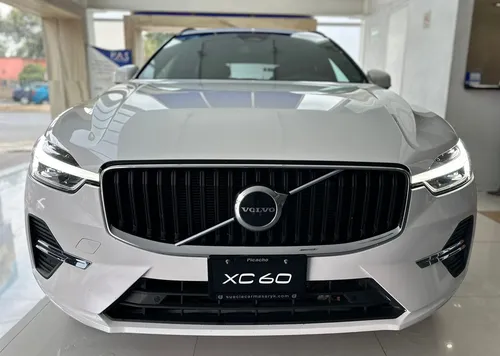 Camioneta Volvo Xc60 2022 Mild-hybrid Crystal White 35000 Ki