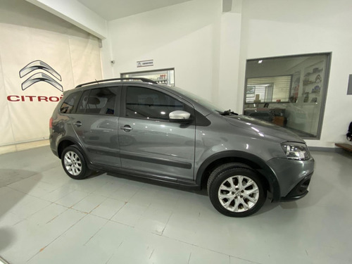 Imagen 6 de 15 de Volkswagen Suran Cross 1.6l R Door 878 Manual 2014 Usado