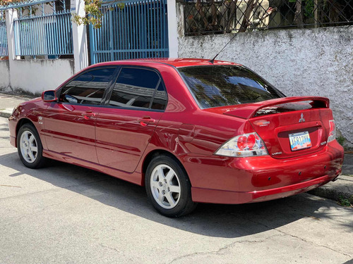 Imagen 3 de 11 de Mitsubishi Lancer Touring