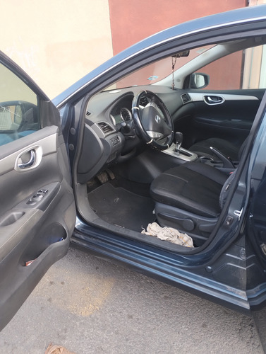 Nissan Sentra 1.8 Advance At