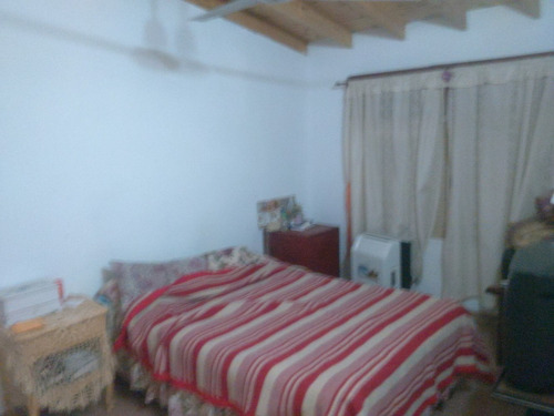 Imagen 7 de 13 de Casa En Alquiler En Lote Propio, Villa Ariza Ituzaingó.