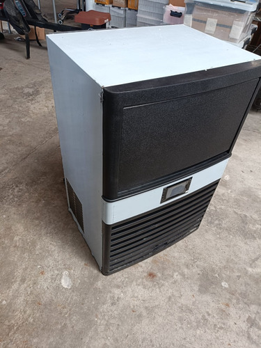 Máquina Industrial Fabricadora Cubos Hielo 70 Kg Gris (Usado)