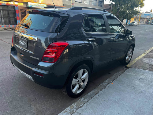 Imagen 6 de 8 de Chevrolet Tracker 1.8 Ltz+ Awd At 140cv 2014