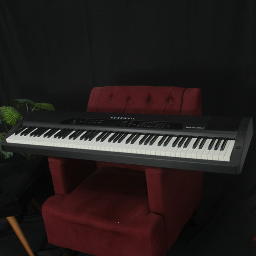 Piano Digital 88 Teclas Kurzweil Stylish Mark Pro Twoi S