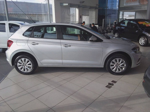 Imagem 8 de 9 de Volkswagen Polo 1.0 Mpi Total Flex Manual