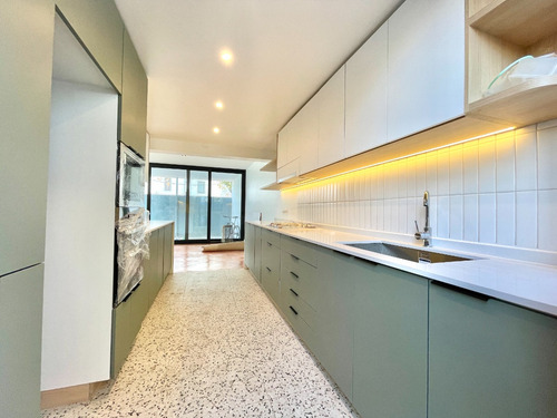 Barrio Del Inca, Casa Remodelada, Agradable Vista 3d 3b