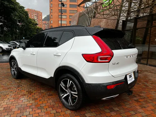 Volvo XC40 T4 R-Desing
