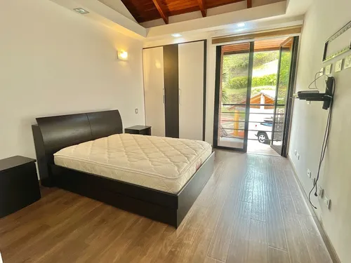 Casa En Venta Oripoto 330 M2