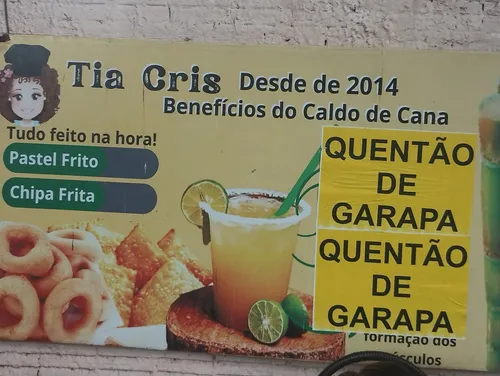 Pastel E Caldo De Cana E Quentão