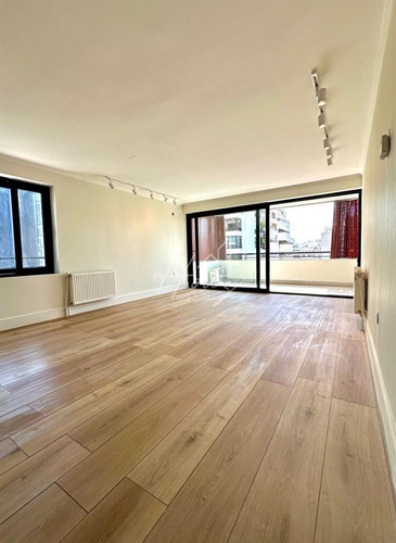 Duplex A Estrenar , En El Corazon De Vitacura-vista Norte