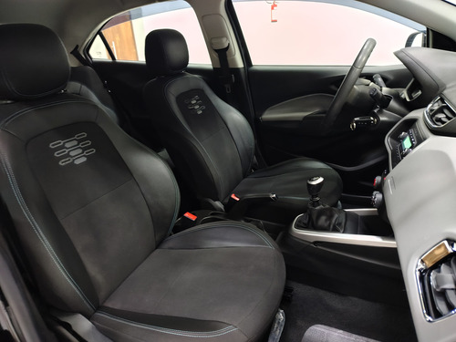 Chevrolet Onix Onix 1.0 LT SPE/4