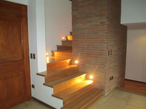 Imagen 2 de 4 de Casa En Arriendo De 5 Dormitorios En Las Condes