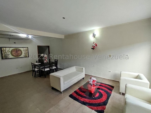 Imagen 4 de 16 de Linda Casa En Venta Urb. Los Astros Av. Aragua Dperez 22-23027