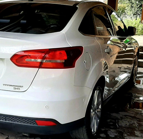 Imagen 4 de 15 de Ford Focus Titanium