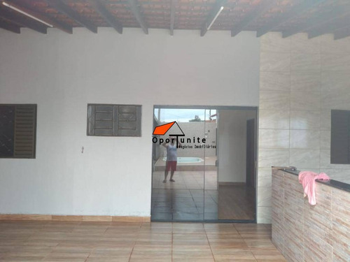 Casa A Venda Com 2 Dormitórios - Jardinópolis - Ed0001