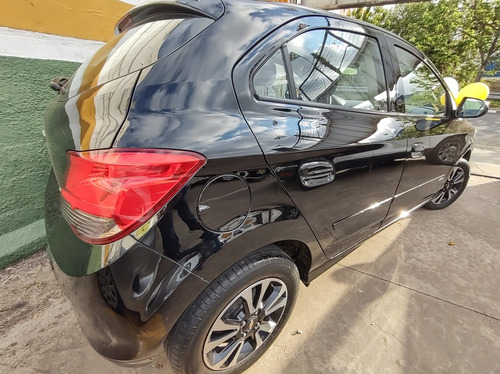 Imagem 8 de 15 de Chevrolet Onix 2014 1.4 Lt 5p