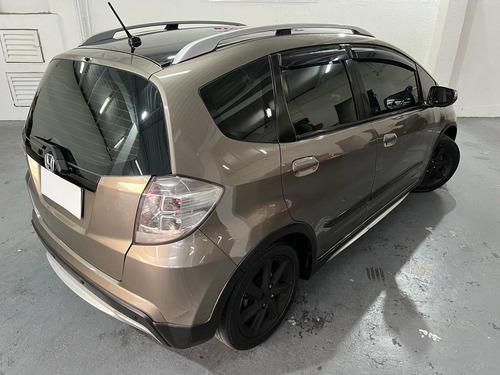 Imagem 2 de 16 de Honda Fit Twist 1.5 16v (flex) (aut) Flex Manual