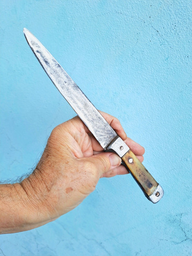 Cuchillo Campero Cachas Guampa De Toro 26.5 Cm