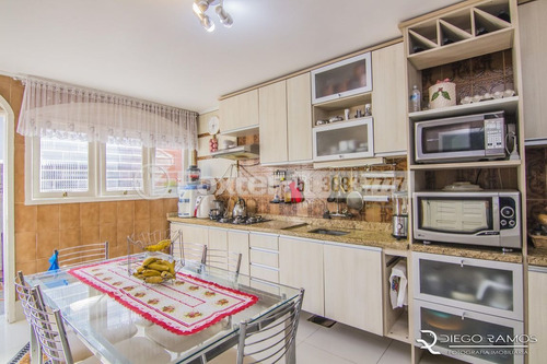 Casa, 4 Dormitórios, 262.59 M², Nonoai - 166625