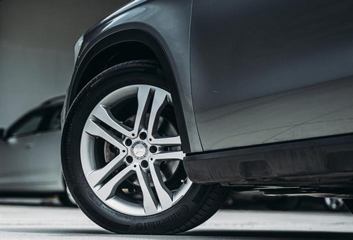 Mercedes Benz Gla-200