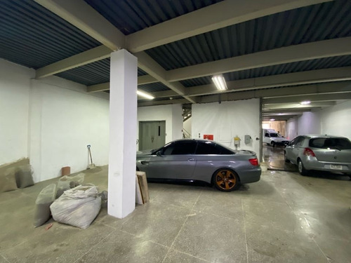 Imagen 5 de 14 de Venta Edificio Industrial Los Dos Caminos. 1860 M2. 3 Plantas