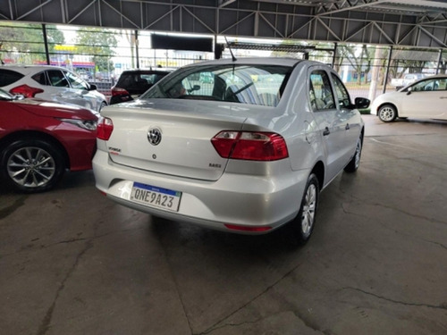 Imagem 5 de 8 de Volkswagen Voyage 1.6 Msi Totalflex Comfortline 4p Manua...