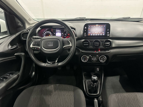 Fiat Cronos 1.0 Drive Flex 4p