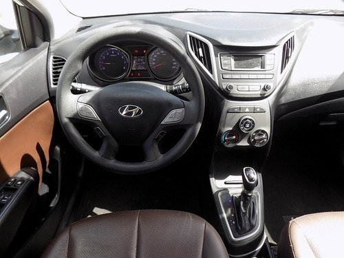 Imagem 5 de 15 de Hb20 1.6 Comfort Plus 16v Flex 4p Automático 34635km
