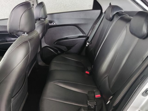 Hyundai HB20X HB20X 1.6 16V PREMIUM FLEX 4P AUTOMÁTICO