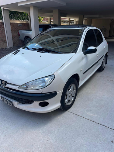 Peugeot 206 1.6 Xt Premium