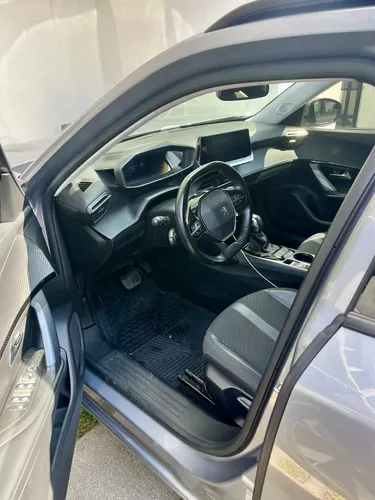 Peugeot 2008 1.2 Puretech Allure Pack