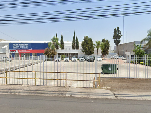 Inmueble Para Oficinas, Comercial Y Servicios En Carrillo Puerto