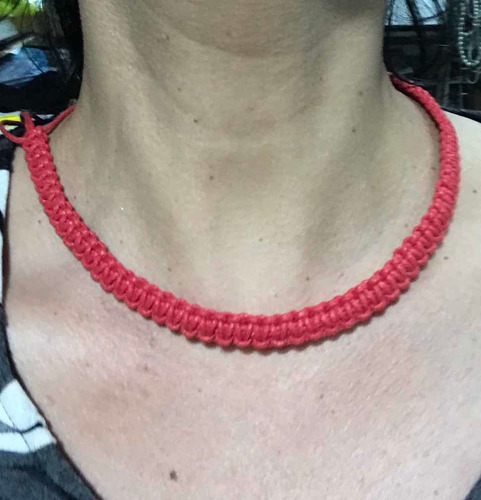 Collar Tejido A Mano Rojo