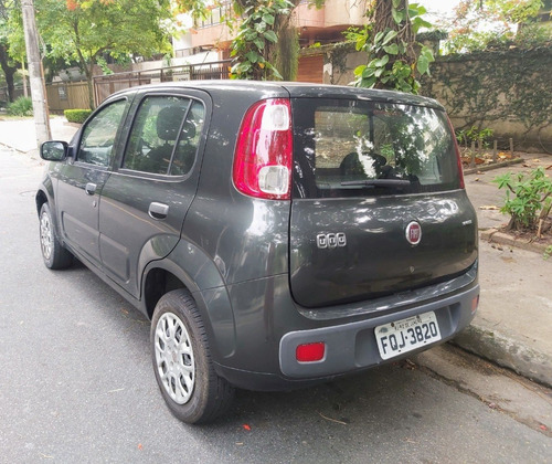 Fiat Uno Vivace 1.0 Flex 8v 2014 4 Portas Cinza