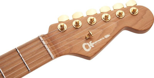 Guitarra elétrica Charvel Pro-mod Dk24 Hsh 2pt Cm Nat Mah Color Nude Fingerboard Material de escala CARAMELIZADO MAPLE Orientação à mão direita