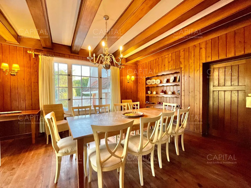 Excelente Casa De Cinco Dormitorios En Venta - Golf Punta Del Este