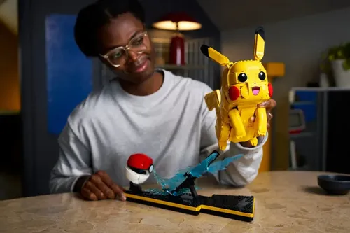 Lego Pokémon 72152 - Pikachu E Pokebola 2050pcs | Parcelamento sem