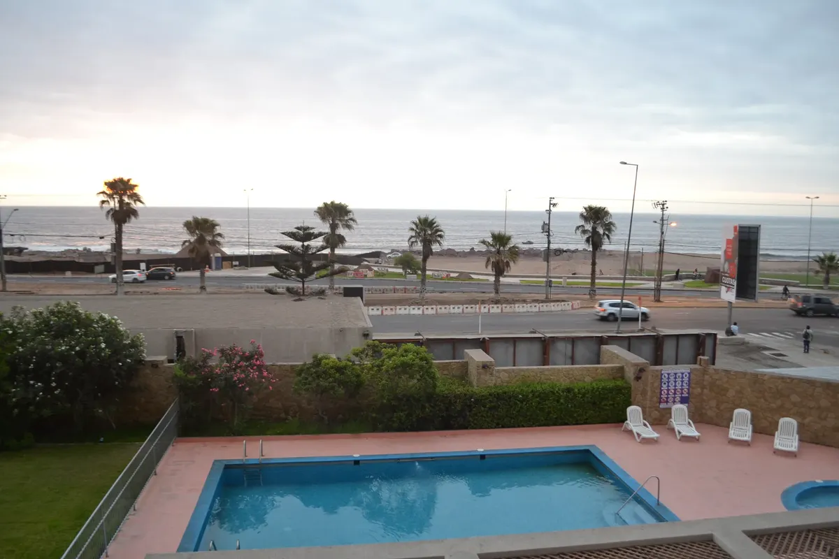 Imagen 1 de 10 de Vendo Departamento Frente Al Mar, Sector Norte. 2d2b1e1b