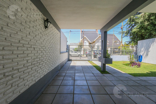 Venta Casa Con Jardin En Ramos Mejía