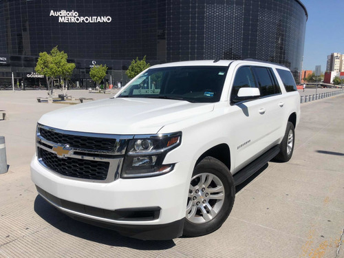 Imagen 1 de 13 de Chevrolet Suburban 2017 5.4 Lt Piel Blanca At