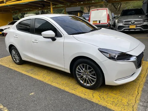 Mazda Sedan 2 1.5 Grand Touring Lx 2024