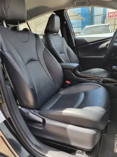 Toyota Prius 1.8 Premium Cvt