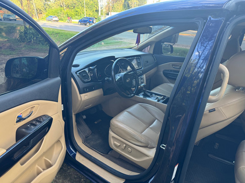 Kia Carnival 2.2 Crdi