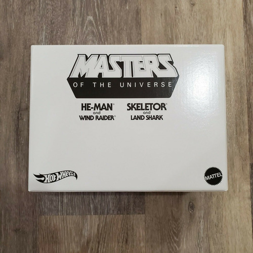 Imagem 2 de 6 de Hot Wheels Masters Of The Universe Wind Raider Vs Land Shark
