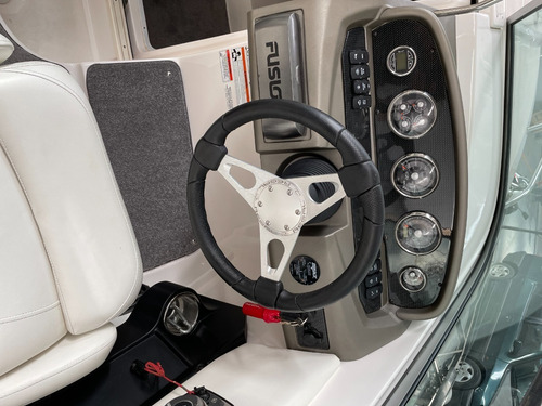 Imagen 10 de 10 de Lancha Cuddy Importada Regal 2250 Volvo Penta V8
