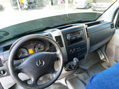 Imagem 10 de 11 de Mercedes Sprinter 311 Street 2012 Baú Carga Seca