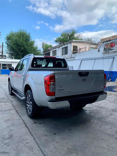 Imagen 6 de 14 de Nissan Np300 Frontier 2018 2.5 Le Aa Mt