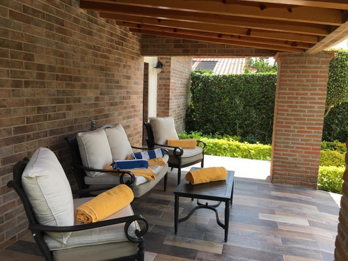 Imagen 8 de 14 de Venta De Casa Con Alberca Impecable