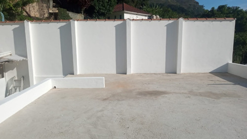Apartamento De Frente Para A Floresta Da Tijuca - Com Terraço - Valorização Garantida.
