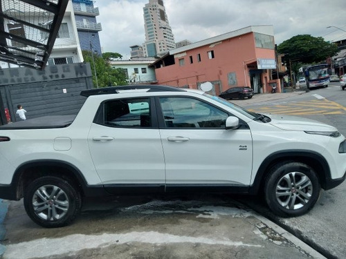 Imagem 2 de 6 de Toro 2.0 16v Turbo Diesel Freedom 4wd At9